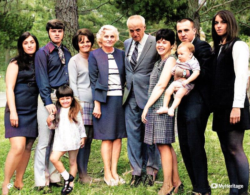 5E45837F-C720-4744-84AE-A43B2C0D28C7-Colorized